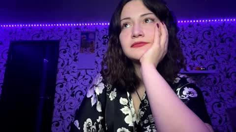 Snapshot of lilianasomsana chatting on 11-11-25, 05:13 Lili online show from 11-11-25, 05:13