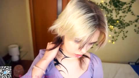 Snapshot of liliandaniels chatting on 11-23-25, 08:03 Lilian online show from 11-23-25, 08:03