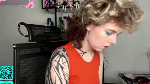 Lilian online show from 05-27-26, 07:05