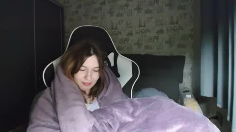 liliawoolf online show from 12-22-25, 04:15