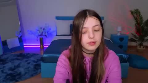 Lili Bakery online show from 03-31-26, 02:46