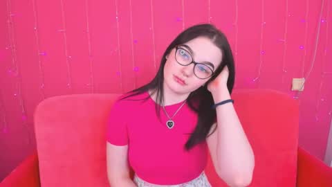 Snapshot of lilibethxx chatting on 01-15-25, 07:59 lilibethxx online show from 01-15-25, 07:59