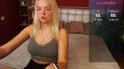 Lilie online show from 03-04-25, 08:49