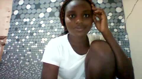 liligal online show from 06-18-26, 06:57