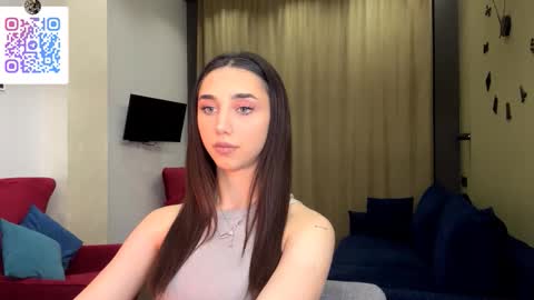 Lina online show from 02-08-26, 10:02