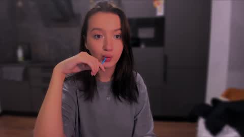             ...  online show from 12-12-24, 06:31