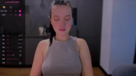             ...  online show from 11-11-25, 01:00