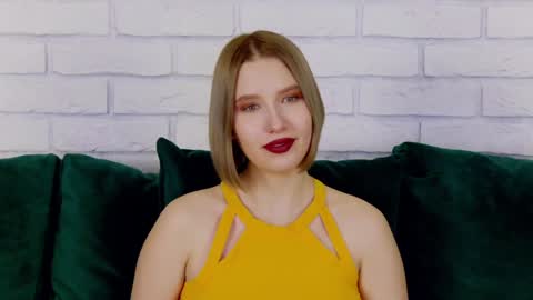 LiliLinn online show from 01-25-25, 11:34