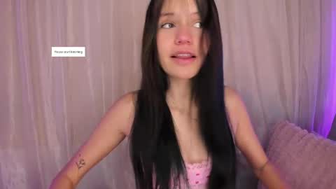 Snapshot of lilily_lv chatting on 06-08-26, 02:17 Lilly online show from 06-08-26, 02:17