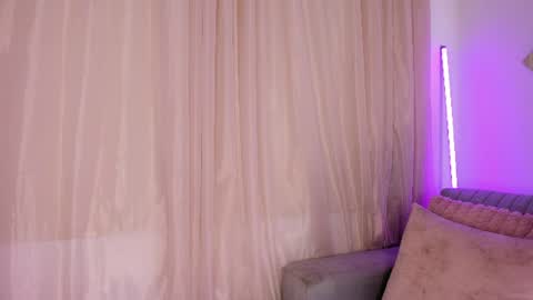 Snapshot of lilily_lv chatting on 07-02-26, 02:34 Lilly online show from 07-02-26, 02:34