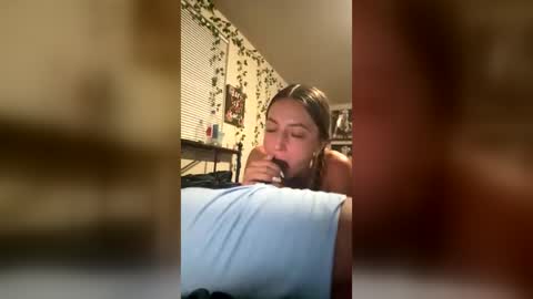 lilinga online show from 06-22-26, 03:58