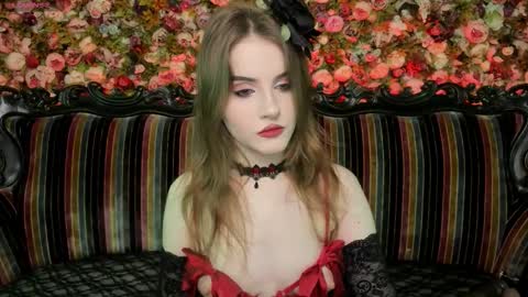 lilit_el_ online show from 03-08-26, 04:33