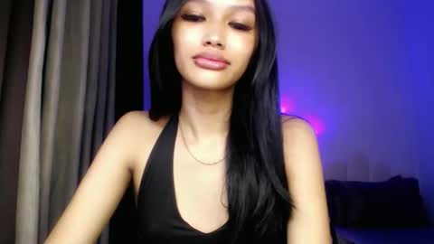 Snapshot of lilit_sensual chatting on 04-27-26, 09:07 Chloe online show from 04-27-26, 09:07