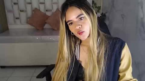 Snapshot of lilith4_s chatting on 09-15-25, 03:23 Lilith online show from 09-15-25, 03:23