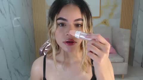 Snapshot of lilith4_s chatting on 09-30-25, 08:25 Lilith online show from 09-30-25, 08:25