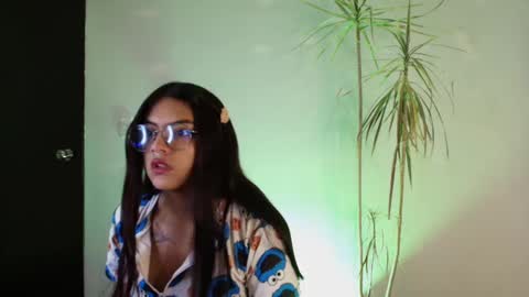 Lilith and Khloe  online show from 09-16-25, 11:22