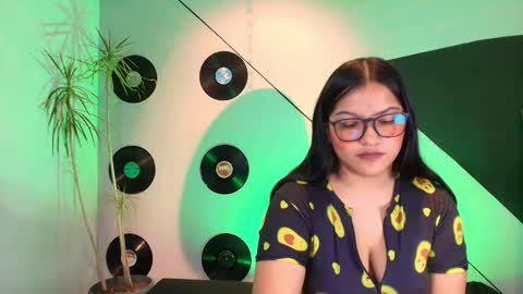 Lilith and Khloe  online show from 02-24-26, 11:30