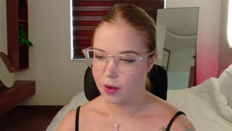 Lilith Bonheur online show from 04-05-26, 12:19