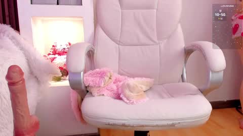 Lilith Gray online show from 02-21-25, 03:45