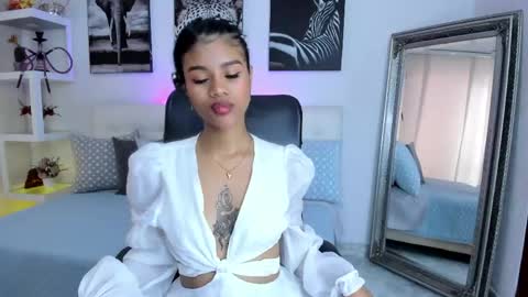 Snapshot of lilith_lior chatting on 05-12-26, 12:24 lilith_lior online show from 05-12-26, 12:24
