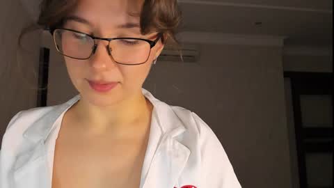 Snapshot of lilith_lutherlow chatting on 12-15-24, 05:34 lilith online show from 12-15-24, 05:34