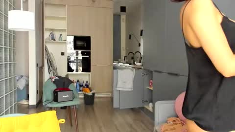 Snapshot of lilith_lutherlow chatting on 11-30-25, 10:30 lilith online show from 11-30-25, 10:30