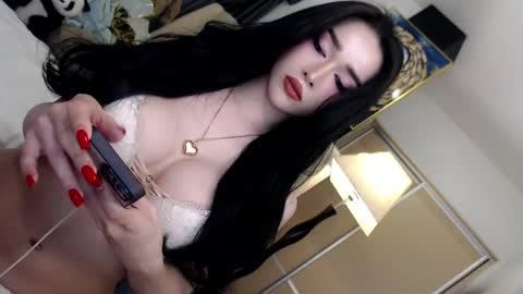 QUEEN LILITH BORBON online show from 05-18-26, 06:14