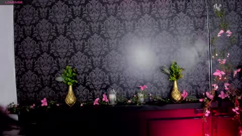 Snapshot of lilith_payton chatting on 12-20-24, 07:22 Lilith Patton online show from 12-20-24, 07:22