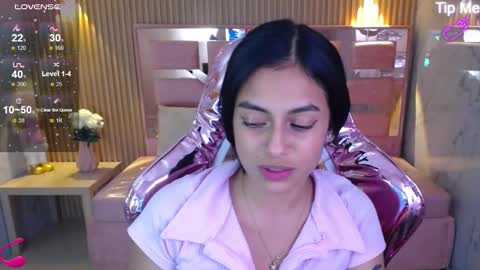 Snapshot of lilith_petit_sub chatting on 02-07-25, 08:31 Lilith online show from 02-07-25, 08:31