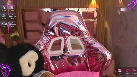 Snapshot of lilith_petit_sub chatting on 09-24-25, 03:32 Lilith online show from 09-24-25, 03:32