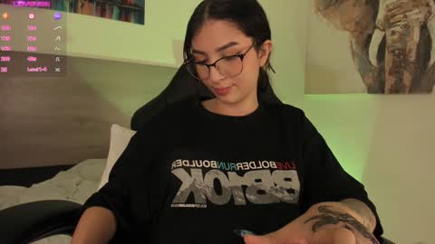 lilith_sage_ online show from 02-03-25, 05:46