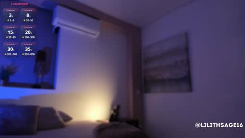 lilith_sage_ online show from 10-27-25, 12:09