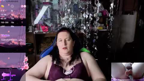 Snapshot of lilith_samedy chatting on 02-26-26, 12:26 Lilith Shumerian online show from 02-26-26, 12:26