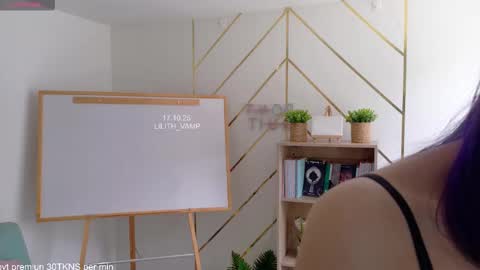 LILITH 200 LIKES   Thursday Clown Costume M online show from 10-17-25, 05:26