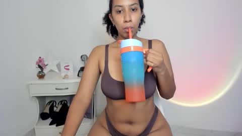 Snapshot of lilith_vision chatting on 04-21-26, 05:14 Alejandra online show from 04-21-26, 05:14