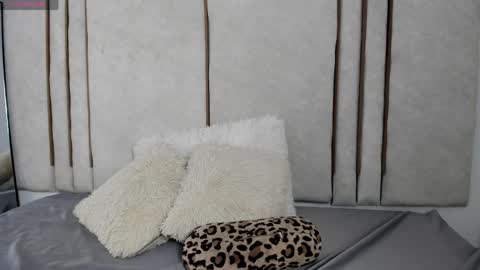Snapshot of lilithdry chatting on 04-14-26, 11:44 Lilith online show from 04-14-26, 11:44