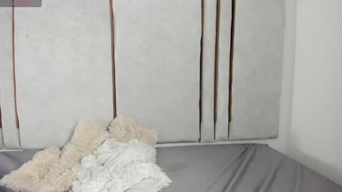 Snapshot of lilithdry chatting on 05-03-26, 01:33 Lilith online show from 05-03-26, 01:33