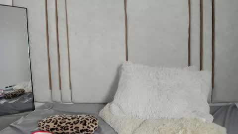 Snapshot of lilithdry chatting on 05-06-26, 01:57 Lilith online show from 05-06-26, 01:57