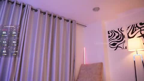 Snapshot of lilithhfosterr chatting on 02-15-25, 11:58 Lili online show from 02-15-25, 11:58