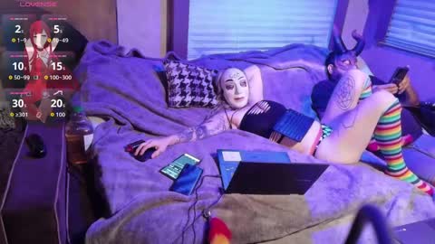 Snapshot of lilithjamiez chatting on 09-27-25, 12:15 LilithJamiez online show from 09-27-25, 12:15