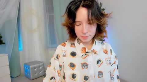 Snapshot of lilithlunna chatting on 12-25-24, 09:11 Lilith online show from 12-25-24, 09:11