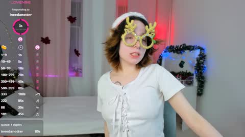 Snapshot of lilithlunna chatting on 01-03-25, 01:16 Lilith online show from 01-03-25, 01:16