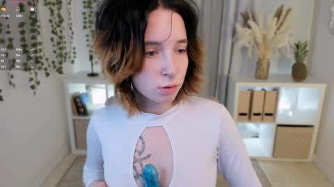 Snapshot of lilithlunna chatting on 01-26-25, 01:41 Lilith online show from 01-26-25, 01:41