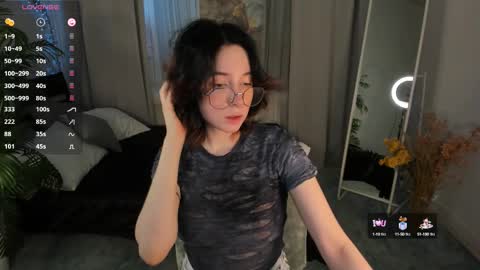 Snapshot of lilithlunna chatting on 02-25-25, 07:36 Lilith online show from 02-25-25, 07:36