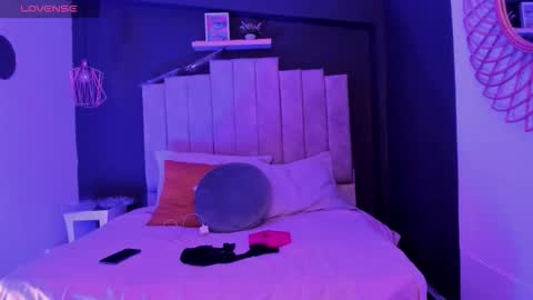 Lili  online show from 01-06-26, 07:17