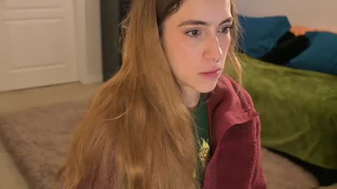 Snapshot of lilithoftrees chatting on 02-08-25, 01:54 L online show from 02-08-25, 01:54