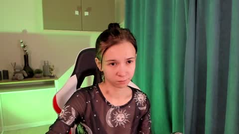 Snapshot of lilithstrangfor chatting on 12-16-24, 04:55 lilithstrangfor online show from 12-16-24, 04:55