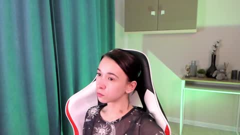 Snapshot of lilithstrangfor chatting on 12-16-24, 07:58 lilithstrangfor online show from 12-16-24, 07:58