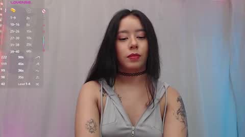 Snapshot of lilithwallkeer chatting on 10-09-25, 05:33 Maria online show from 10-09-25, 05:33