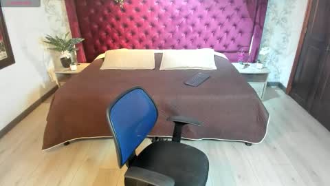 Snapshot of liljames_ chatting on 02-15-26, 08:27 Lil James online show from 02-15-26, 08:27